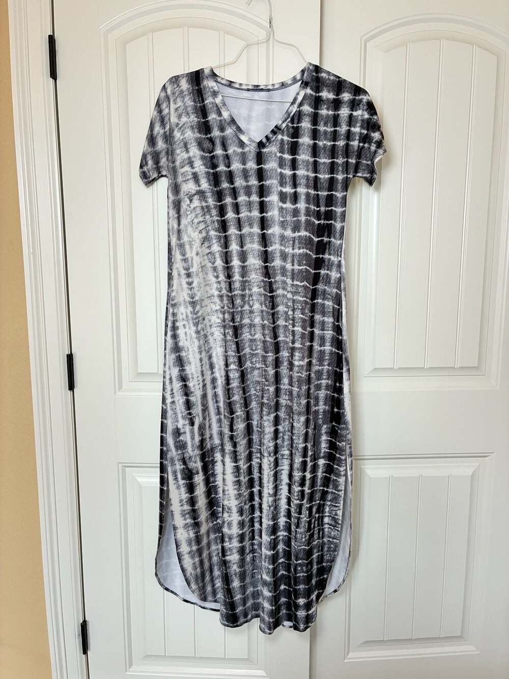 Huskary Women's Short Sleeve V-Neck Tie-Dye Casual Maxi Dress with Side Slits Si